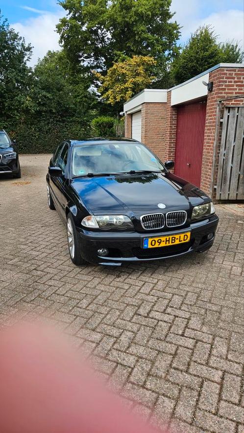 BMW 3-Serie 2.2 I 320 2001 Zwart, Auto's, BMW, 3-Serie, Benzine, D, Sedan, Handgeschakeld, Origineel Nederlands, Zwart, Achterwielaandrijving