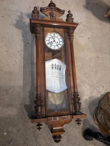 Antieke gewichten regulateur. 125 cm h. €160. beschikbaar voor biedingen