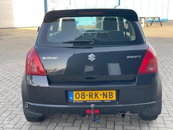 Suzuki Swift 1.5 2005 Zwart | carplay | VVT |, Auto's, Suzuki, Particulier, Swift, Benzine, D, Hatchback, Handgeschakeld, Origineel Nederlands