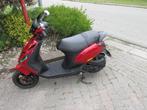 piagio zip met zuinige Iget motor uit Dec 2023, Fietsen en Brommers, Scooters | Piaggio, Piagio, Maximaal 45 km/u, Zip, Ophalen of Verzenden