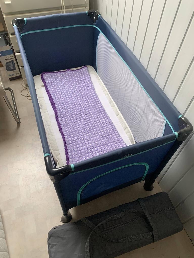 2 stuks opvouwbare campingbedden met matrassen, Kinderen en Baby's, Kinderkamer | Bedden, Ophalen, Gebruikt, Minder dan 140 cm
