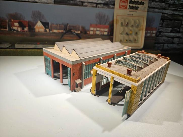2 lokloodsen treinenloods defect N spoor trein 1:160, Hobby en Vrije tijd, Modeltreinen | N-Spoor, Gebruikt, Brug, Tunnel of Gebouw