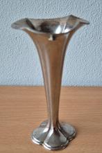 Antiek zilverkleurig anjervaasje, Ophalen of Verzenden