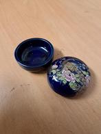 Stenen blauw medicijn doosje, Ophalen