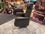 Sta op/Relax fauteuil grijs leder direct leverbaar, Ophalen, #Relax#Sta-op#Fauteuil#Leder#Grijs#Draaibaar, Minder dan 75 cm, Zo goed als nieuw