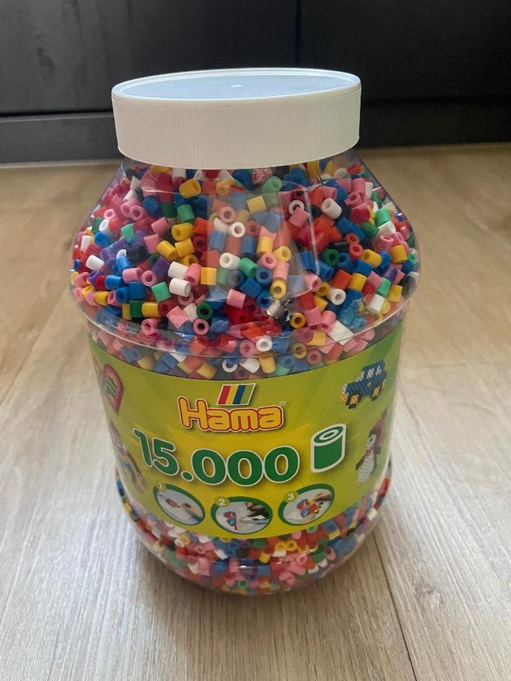 Groot Hama strijkkralen pakket; kralen, platen en boekje, Hobby en Vrije tijd, Knutselen, Gebruikt, Materiaal, Ophalen of Verzenden