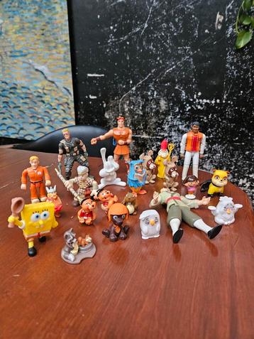 hasbro Ferrero disney fabeltjeskrant  beschikbaar voor biedingen