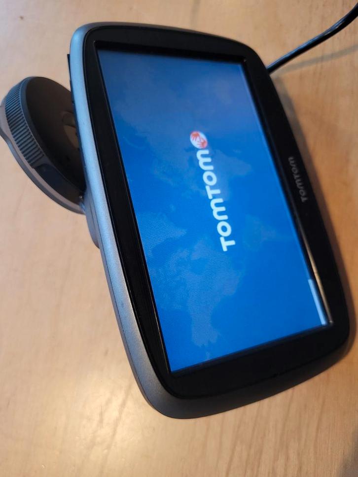 TomTom Go 51 - Lifetime World Maps, Auto diversen, Autonavigatie, Gebruikt, Ophalen of Verzenden