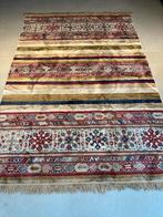 ZGAN Prachtig tapijt / vloerkleed 230x155 beige, Ophalen, 150 tot 200 cm, 200 cm of meer, Zo goed als nieuw