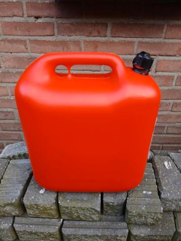 20 Liter Jerrycan. 1x gebruikt. beschikbaar voor biedingen