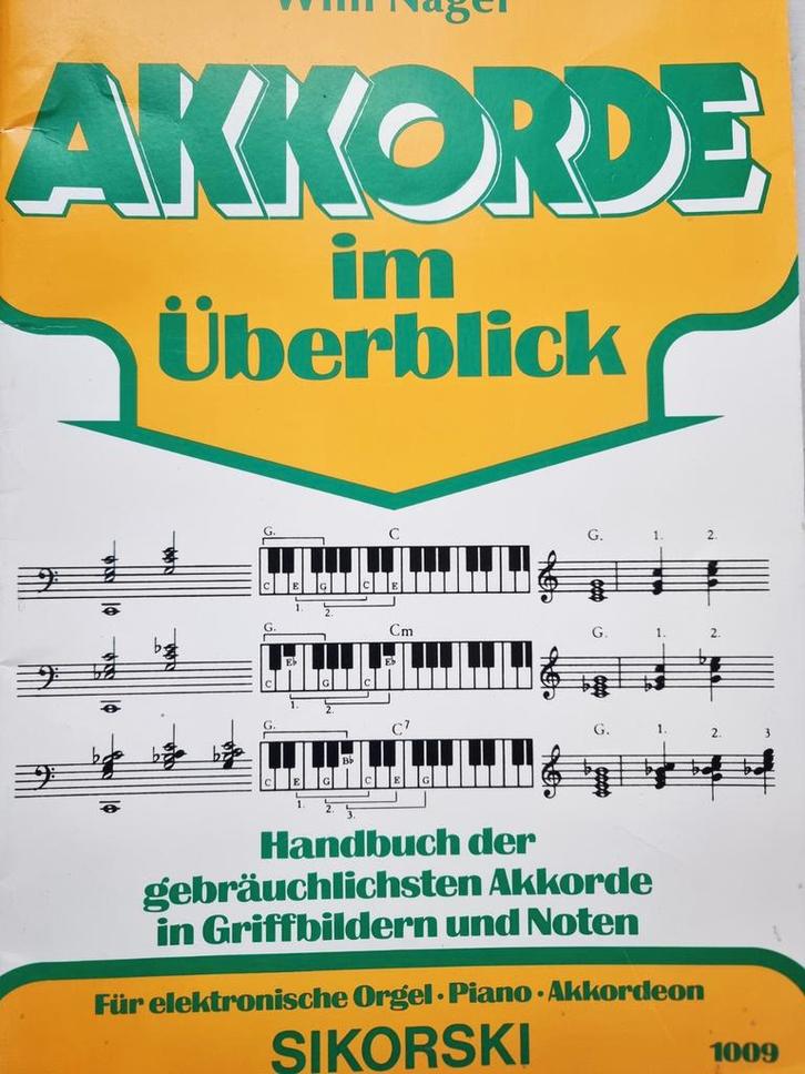 Bassleutel Akkoordenboek Piano/Keyboard/Accordeon, Muziek en Instrumenten, Bladmuziek, Les of Cursus, Populair, Piano, Keyboard