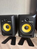 KRK Rokit 8 speakers met K&M standaarden - Zo goed als nieuw, Zo goed als nieuw, 120 watt of meer, Front, Rear of Stereo speakers