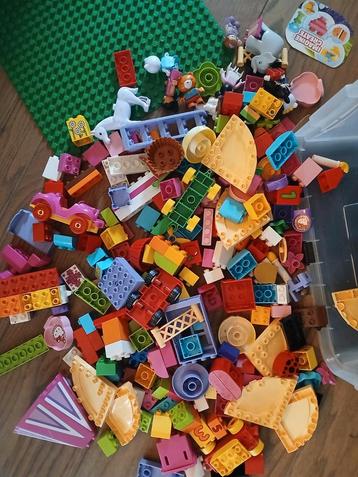 Duplo set  beschikbaar voor biedingen