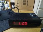 LED CLOCK RADIO, Audio, Tv en Foto, Radio's, Gebruikt, Ophalen of Verzenden, Radio