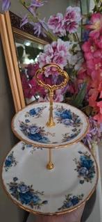 Royal Albert Moonlight Rose etagere handmade €39,50, Huis en Inrichting, Woonaccessoires | Etagères, Ophalen of Verzenden, Zo goed als nieuw