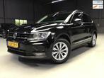 Volkswagen TIGUAN 2.0 TDI R-Line I Digital Dash I Camera I C, Gebruikt, 4 cilinders, Leder en Stof, Zwart