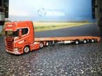 WSI Scania KNT met Nooteboom flatbed, Hobby en Vrije tijd, Modelauto's | 1:50, Ophalen of Verzenden, Zo goed als nieuw, Bus of Vrachtwagen