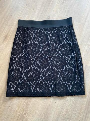 Nette rok met onderrok - Maat S beschikbaar voor biedingen