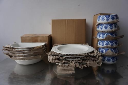 KLM artikelen borden schalen en cups 18 stuks Marcel Wanders, Huis en Inrichting, Keuken | Servies, Nieuw, Bord(en), Overige stijlen