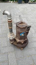 Antieke Dompelpomp , 380 volt , merk ROBOT, Ophalen