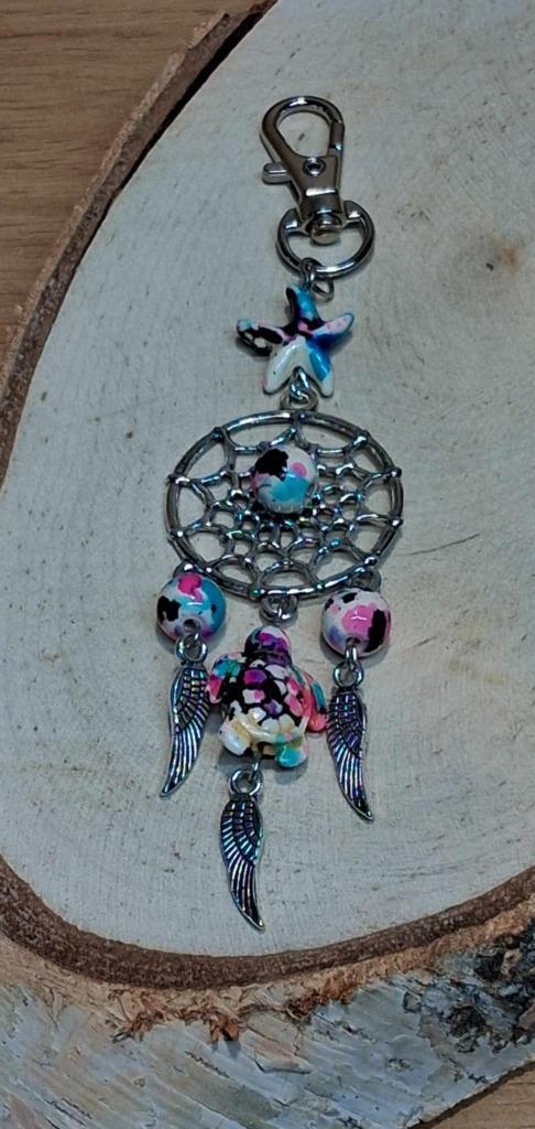 sleutelhanger dreamcatcher schildpadje roze zwart blauw, Verzamelen, Sleutelhangers, Ophalen of Verzenden