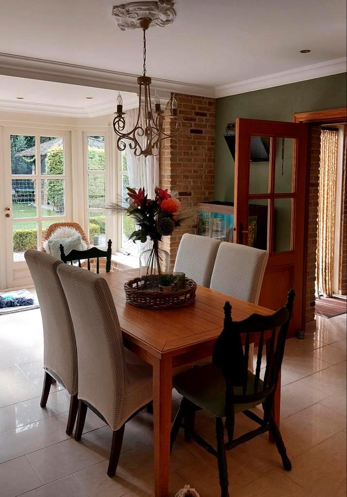 Eetkamertafel / Keukentafel, Huis en Inrichting, Tafels | Eettafels, Zo goed als nieuw, 50 tot 100 cm, 150 tot 200 cm, Vijf personen of meer