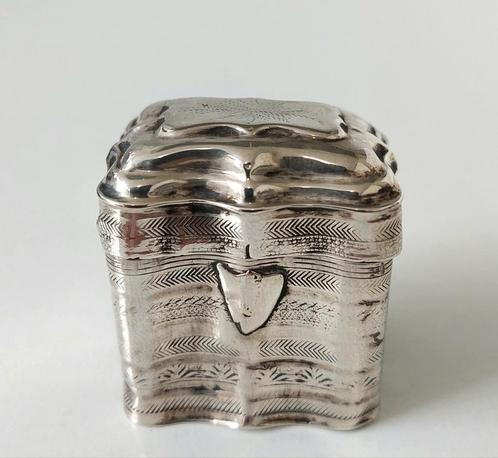 Antiek Zilveren Lodereindoosje 1853, Antiek en Kunst, Curiosa en Brocante, Verzenden