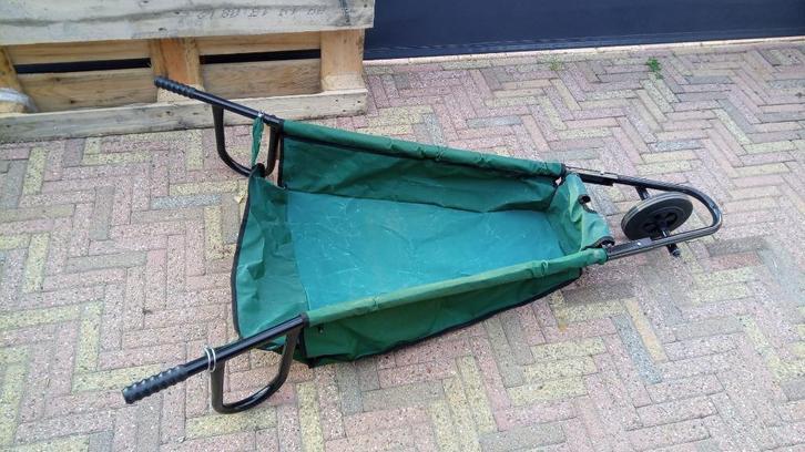 KRUIWAGEN LICHTGEWICHT VAN DOEK EN STALEN FRAME, Tuin en Terras, Kruiwagens, Gebruikt, Handmatig, Opvouwbaar, Eenwielig, Ophalen