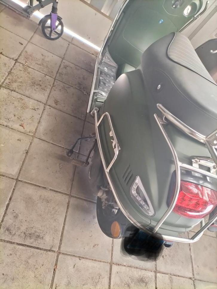 Valbeugel set in Chrome + voetplaten te koop!!, Fietsen en Brommers, Brommeronderdelen | Scooters, Zo goed als nieuw, Overige merken