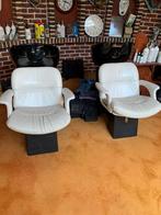 Kappersstoelen met wasbak, Huis en Inrichting, Stoelen, Ophalen, Gebruikt, Twee