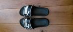 Badslippers merk Puma mt 42 ZGAN, Ophalen of Verzenden, Zo goed als nieuw