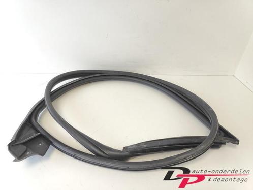 Portierrubber 2Deurs links van een Alfa Romeo Mito, Auto-onderdelen, Carrosserie en Plaatwerk, Alfa Romeo, Gebruikt, 3 maanden garantie