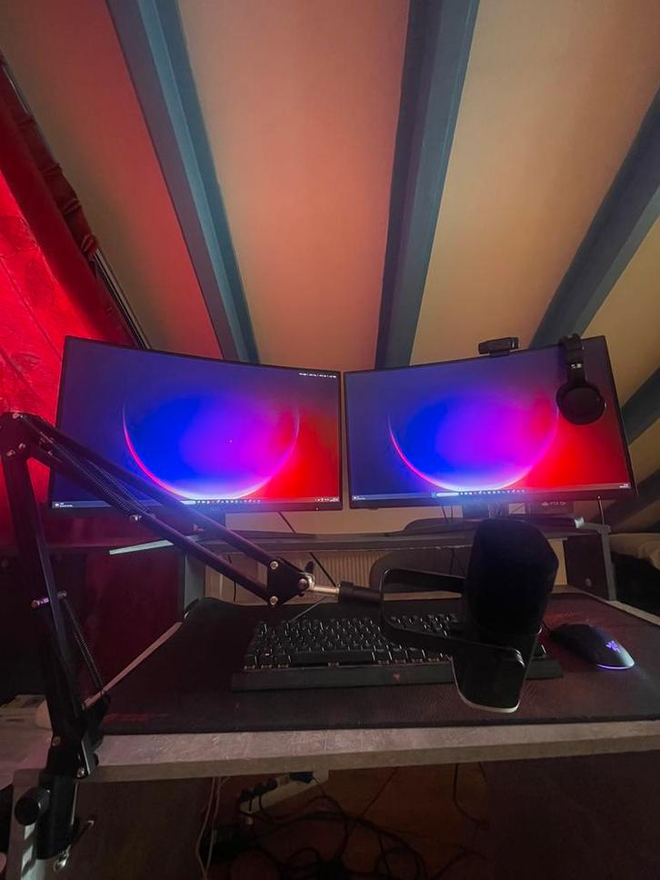 Volledige gaming/streaming setup VANDAAG OPHALEN, Computers en Software, Desktop Pc's, Zo goed als nieuw, 4 Ghz of meer, SSD, 32 GB