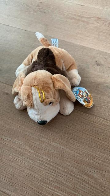 Knuffel hond nicky toy beschikbaar voor biedingen