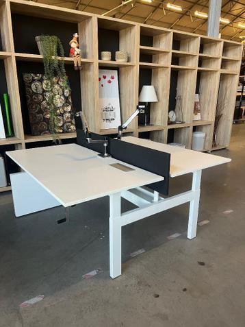 Ahrend duo-bureau slinger/monitor arm/stopcontact, 100 stuks - afbeelding 8