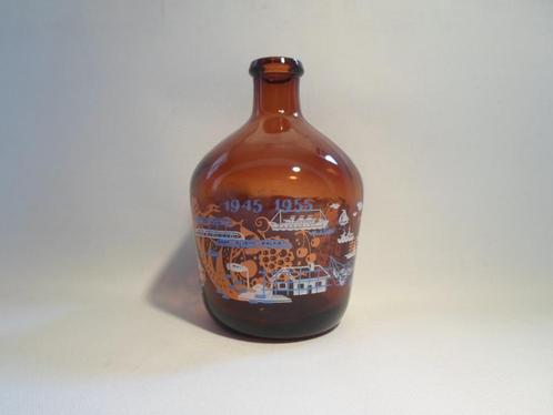 Herdenkings Fles 15 Jaar Bevrijding, Antiek en Kunst, Antiek | Glas en Kristal, Ophalen of Verzenden