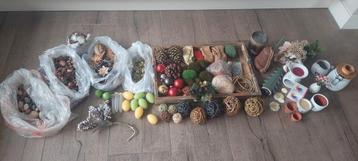 Partij Decoratie Materialen kerst herfst pasen beschikbaar voor biedingen