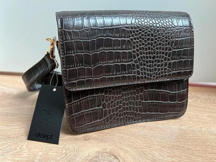 Nieuw Shoeby Eksept schoudertas chocolat bag bruin, Sieraden, Tassen en Uiterlijk, Tassen | Schoudertassen, Nieuw, Overige merken