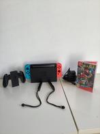 Nintendo Switch (Rood / Blauw) + Super Mario Odyssey, Met 2 controllers, Ophalen of Verzenden, Zo goed als nieuw, Switch Original