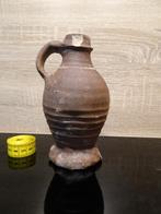 Antiek steengoed kruikje 15e/16e eeuw bodemvondst, Antiek en Kunst, Antiek | Keramiek en Aardewerk, Ophalen of Verzenden