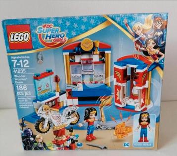 Lego DC Super Hero Girls 41235, inclusief doos beschikbaar voor biedingen