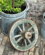 Brocante oud houten karrewiel sleets groen, Ophalen of Verzenden