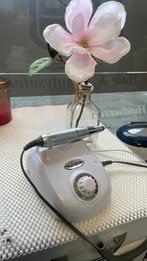 Nagelfrees, Ophalen of Verzenden, Zo goed als nieuw