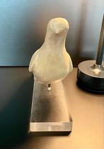 Duif Beeld op Sokkel - Replica van beeld uit Cyprus, Antiek en Kunst, Ophalen of Verzenden