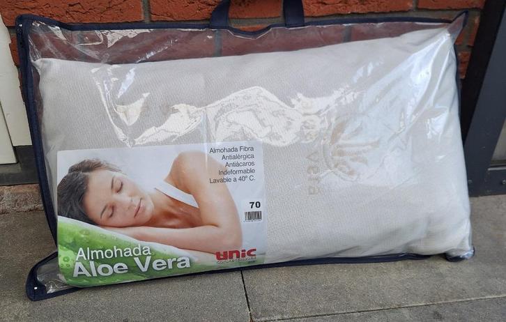 Kussen Aloë Vera, Huis en Inrichting, Woonaccessoires | Kussens, Nieuw, Wit, Rechthoekig, Ophalen of Verzenden