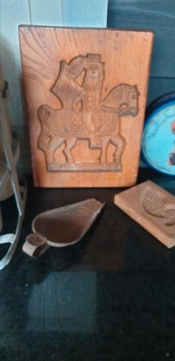 Brocante speculaasplank "man op paard " beschikbaar voor biedingen