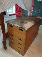 bedden, Huis en Inrichting, Slaapkamer | Bedden, Ophalen, Gebruikt, Bruin, 210 cm