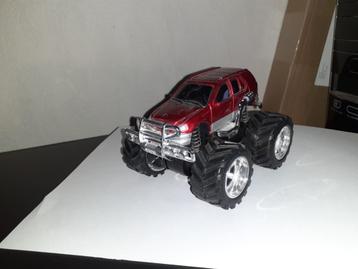 Buggy op hoge wielen 12x9 cm  beschikbaar voor biedingen