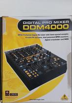 Behringer DDM4000 bijna nieuw., Ophalen of Verzenden, Zo goed als nieuw