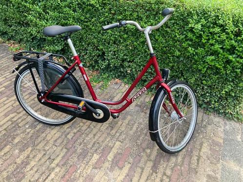 Fiets met lage instap/ Compact step through bike, Fietsen en Brommers, Fietsen | Dames | Damesfietsen, Zo goed als nieuw, Overige merken